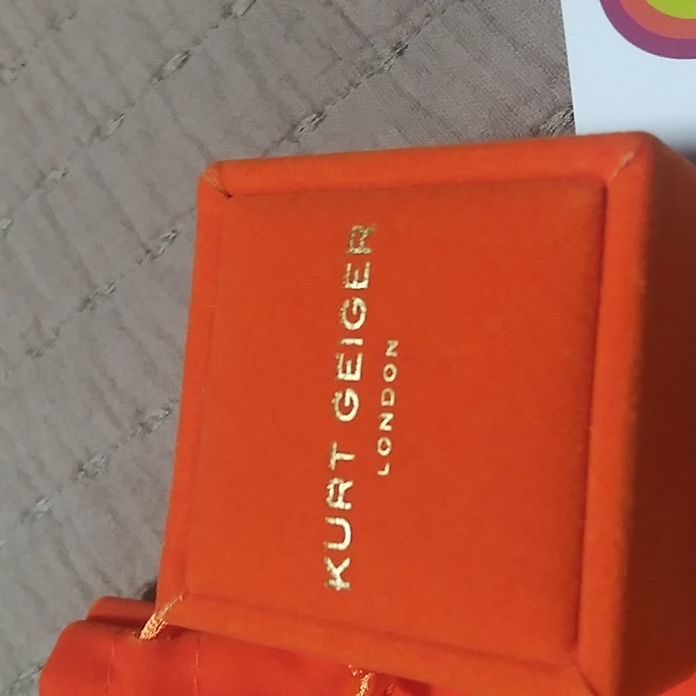 New Kurt Geiger ring - Picture 9 of 14